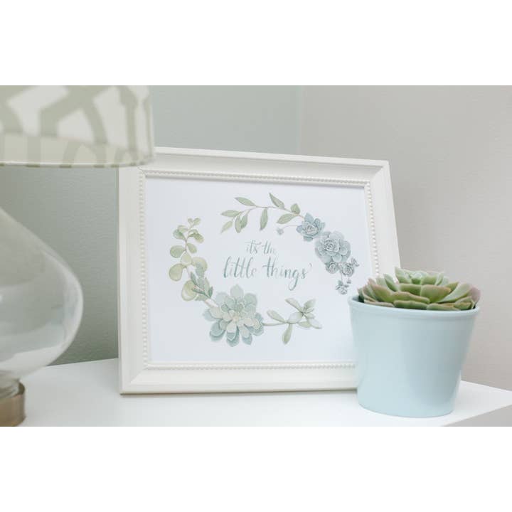 Impression artistique succulente « It's the Little Things » pour la vente par ALICIA'S INFINITY