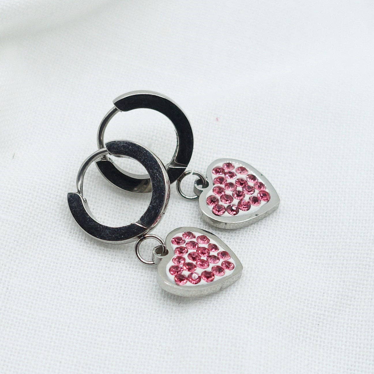 Daemon srls – wholesale Huggie earrings – LUCY ~ Zircons heart Stainless Steel Earrings9