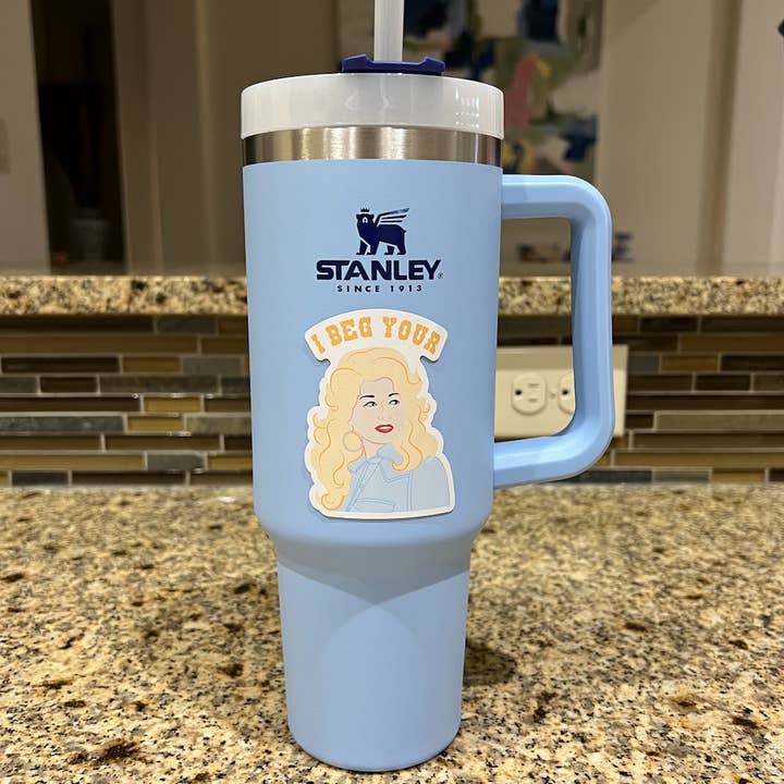 Jag ber din Parton Magnet för Stanley Cup & Yeti Cup för wholesale av Stylin Brunette & Troop Mahjong