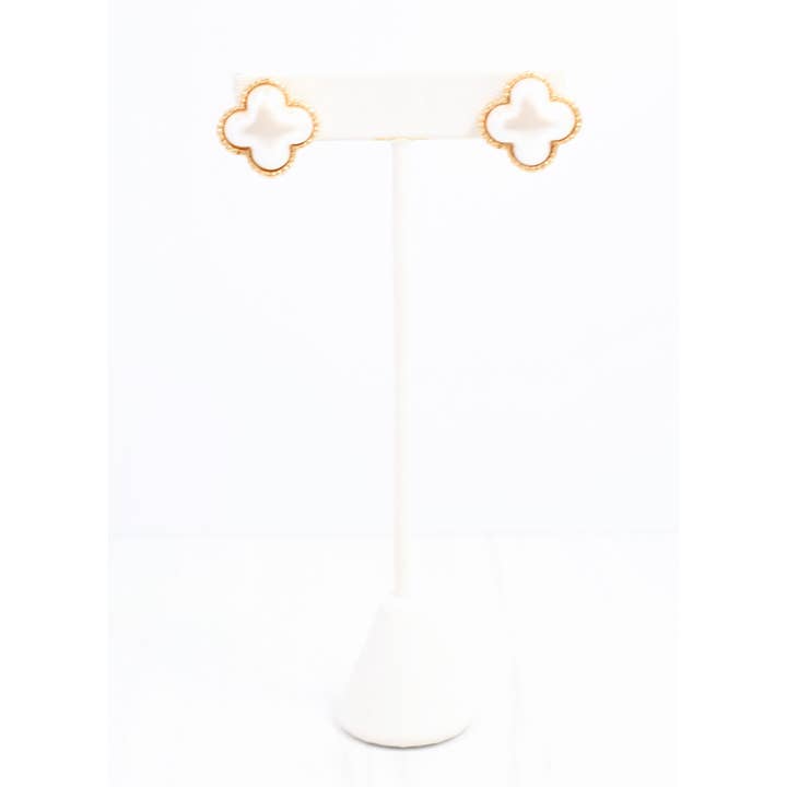 Caroline Hill - Wholesale Stud/Post Earrings - Massey Clover Stud Earring Pearl