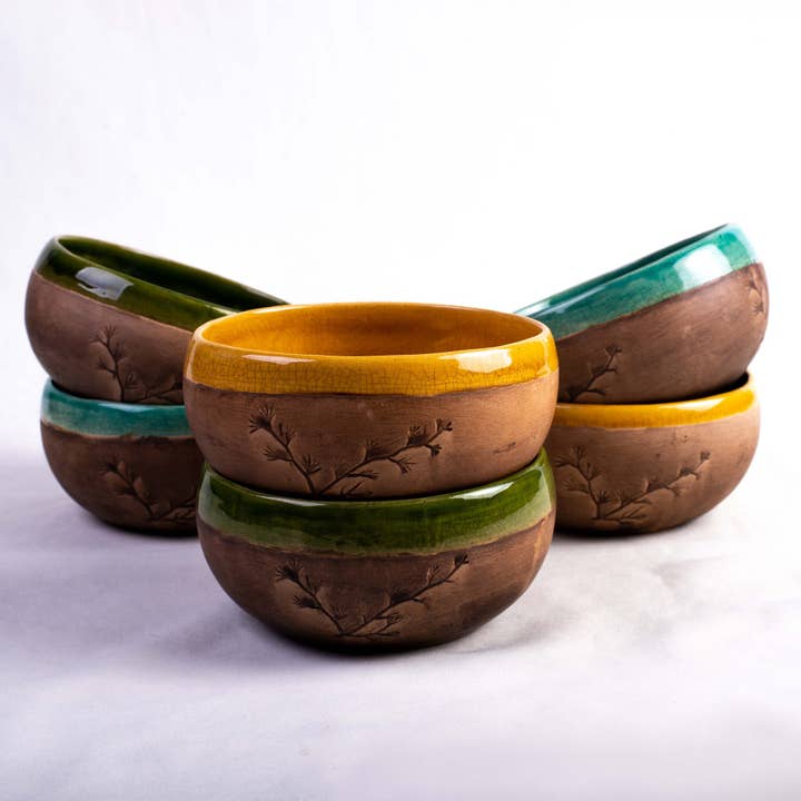 Handgjord konstskål Flora 600 ml för wholesale av Pretty Plate