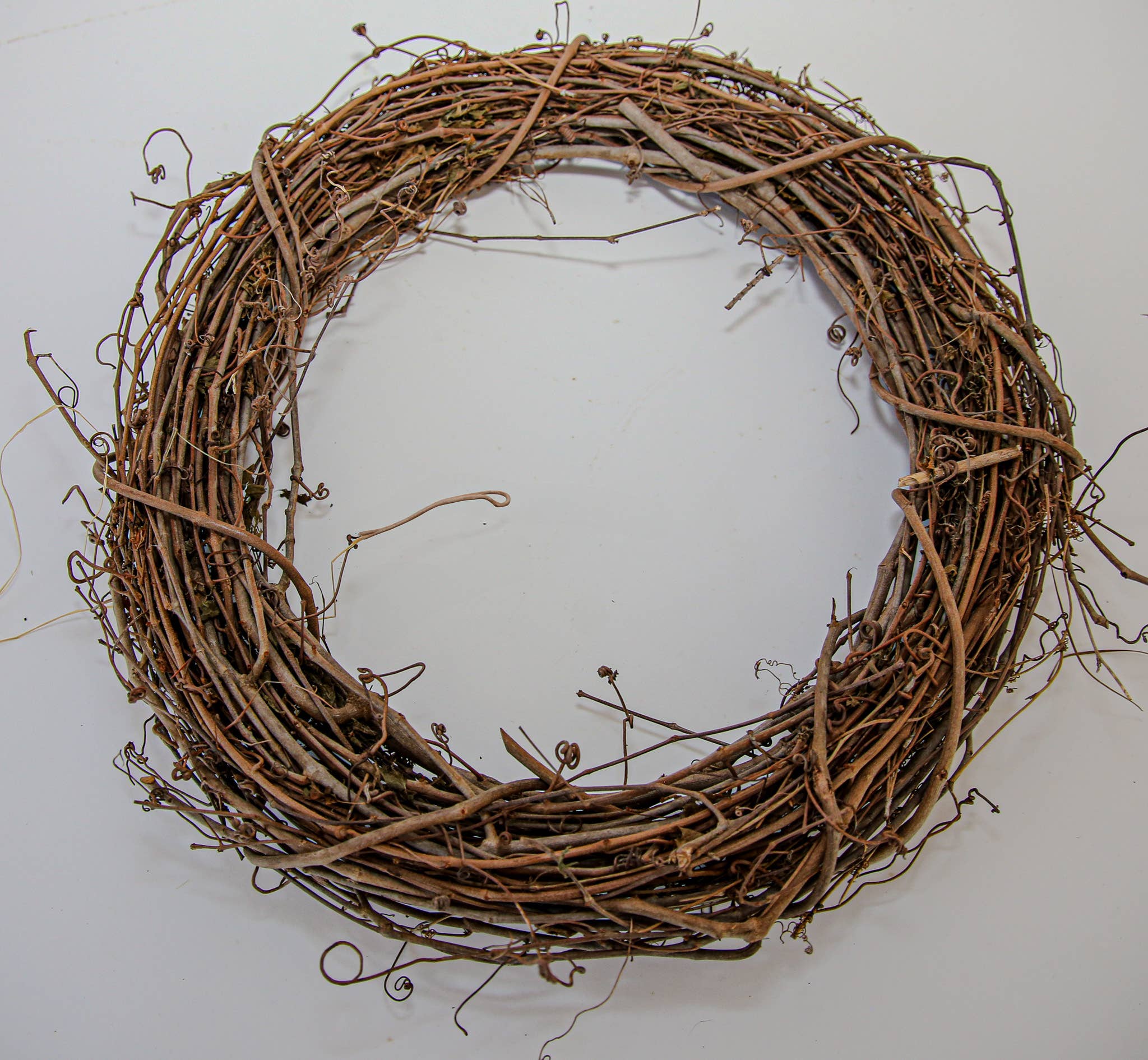 Forever Green Art - Wholesale Wreath - Grapevine Wreath2