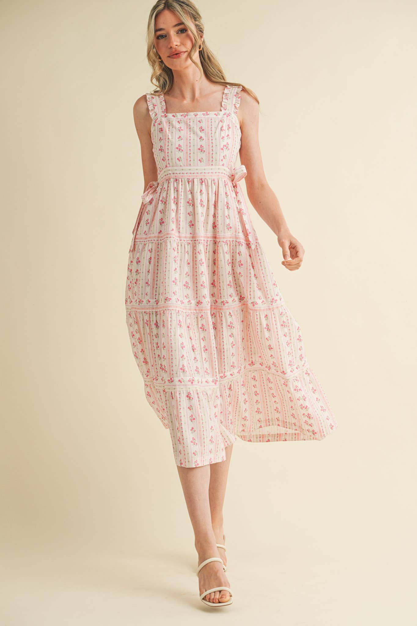 &MERCI - Wholesale Dress - Women's - RUFFLED STRAP FLORAL MIDI DRESS WITH SIDE TYING BOWS MDR35860