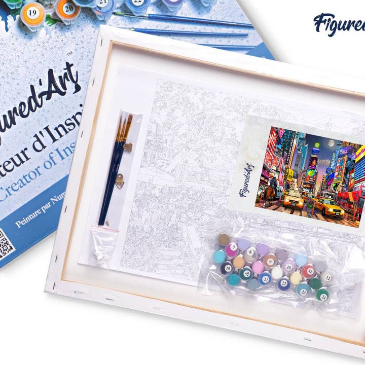 Figured'Art - Wholesale DIY Craft Kit - Paint by numbers Night in Timesquare framed4