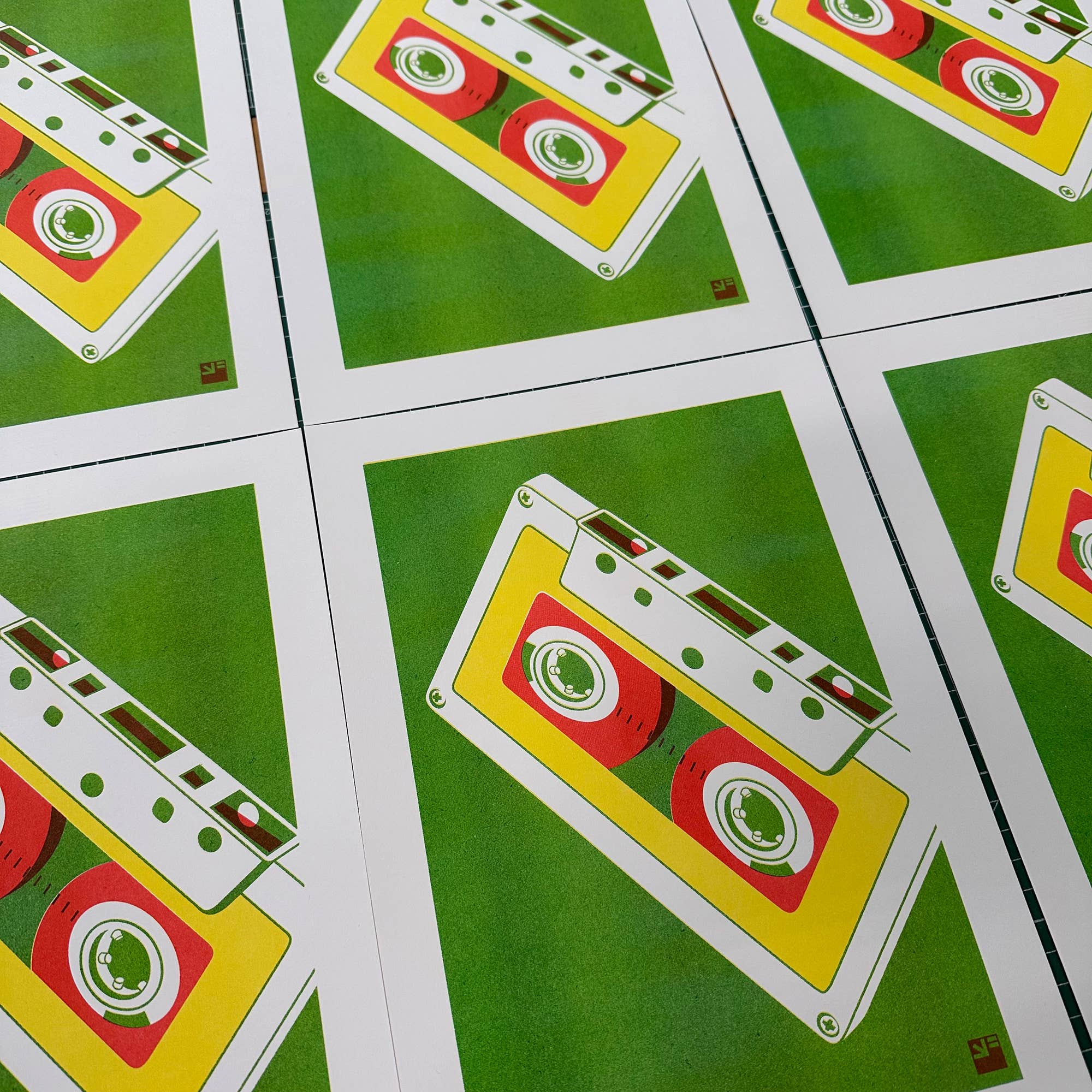 VrijFormaat - Wholesale Art Print - riso print - Mixed Tapes - color combo green/yellow/red 2