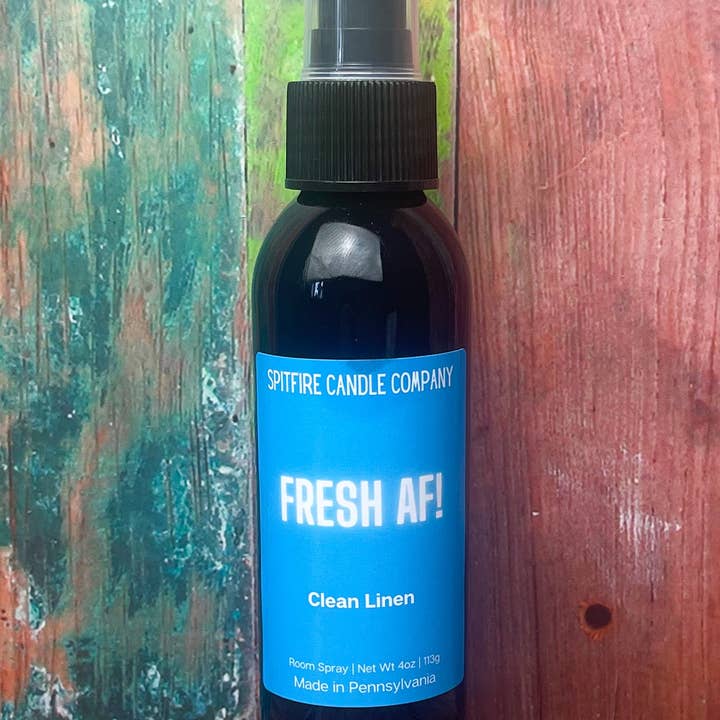 FRESH AF | Kamerspray | Clean Linen Scent voor wholesale door Spitfire Candle Company