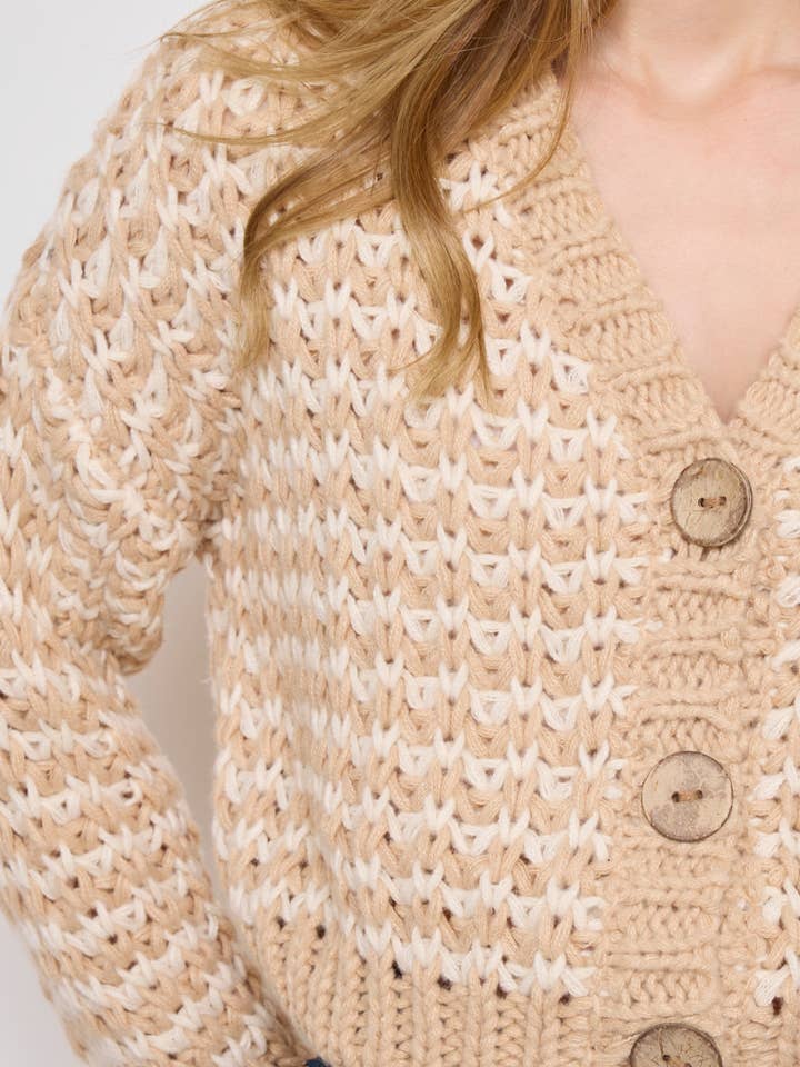 Cardigan tricot, grosse maille bi-color pour la vente par KY CREATION PARIS