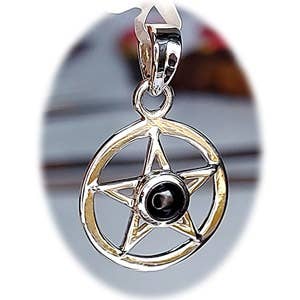 Pendentif pentacle en argent sterling Wiccan - Onyx noir pour la vente par Crystal Earth Sterling