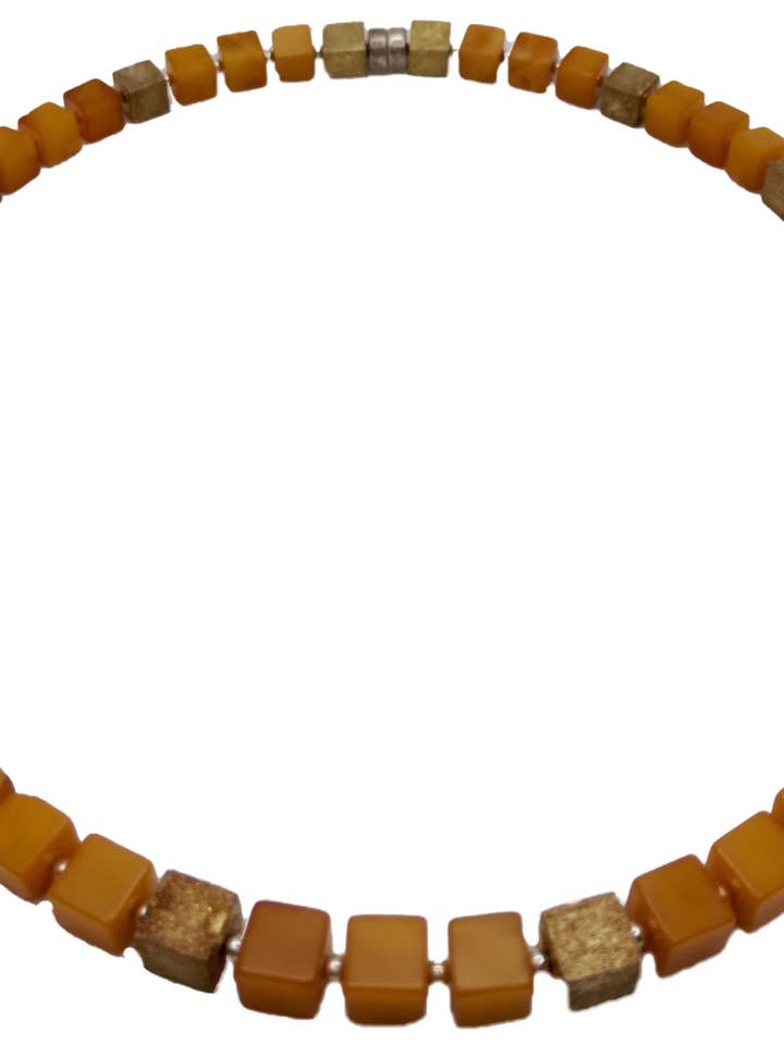 Honungsbärnsten och guldpolerade kubhalsband för wholesale av Mia's Polish Treasures