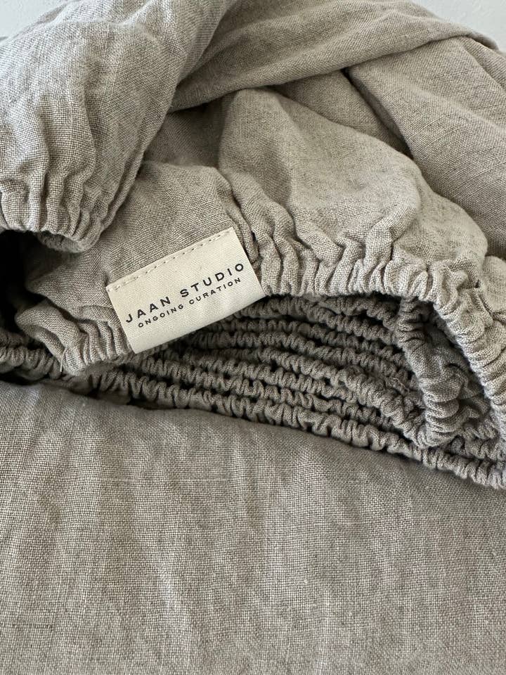 Lençol Natural 100% Linho (160x200x20cm) por atacado de JAAN STUDIO