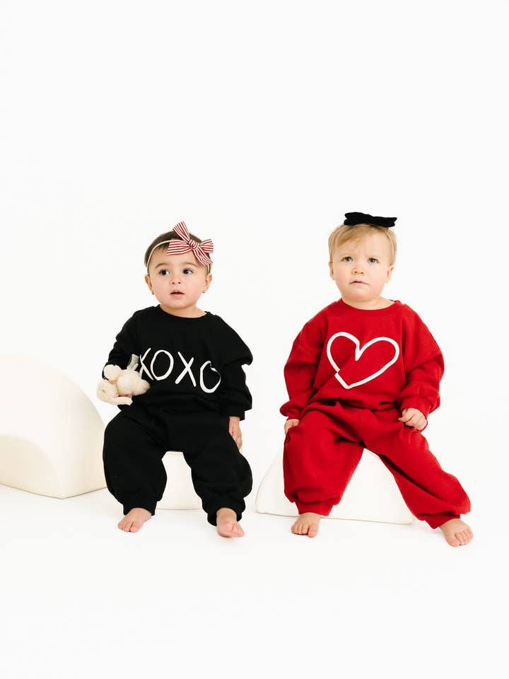 Little One Shop - Wholesale Clothing Set - Baby - Hugs & Kisses Sweatsuit10