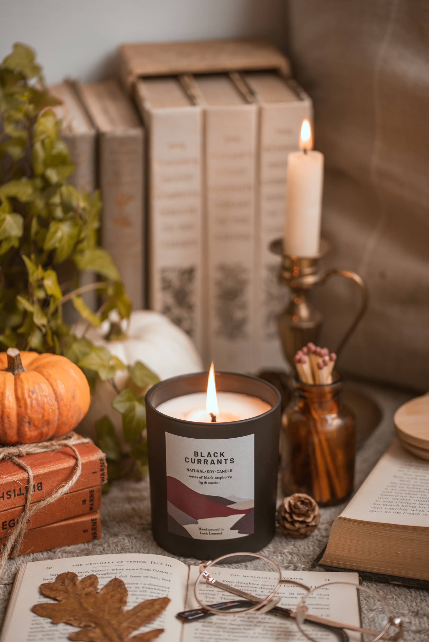 Ocoee House - Vente Bougie en bocal - Bougie parfumée aux cassis, biologique et végan | Ocoee House9