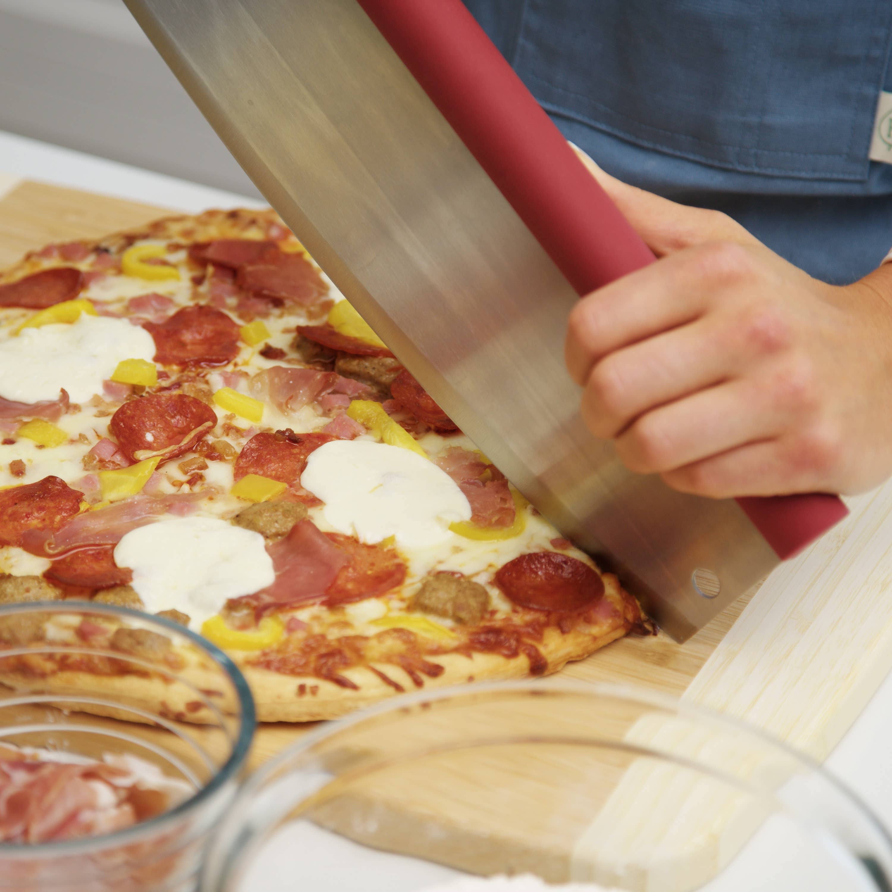 Kitchen Supply - Wholesale Pizza Wheel - Old Stone Pizza Rocker with Comfort Grip Handle, 18-Inch3