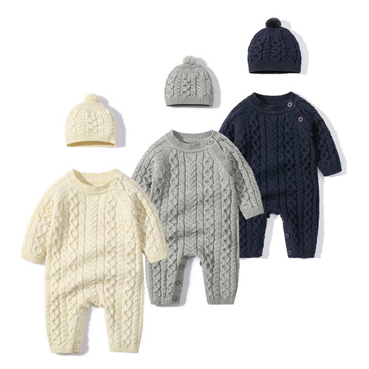 Barboteuses unies pour bébé avec motif tricoté au crochet et boutons sur l'épaule pour la vente par MyKids-USA®