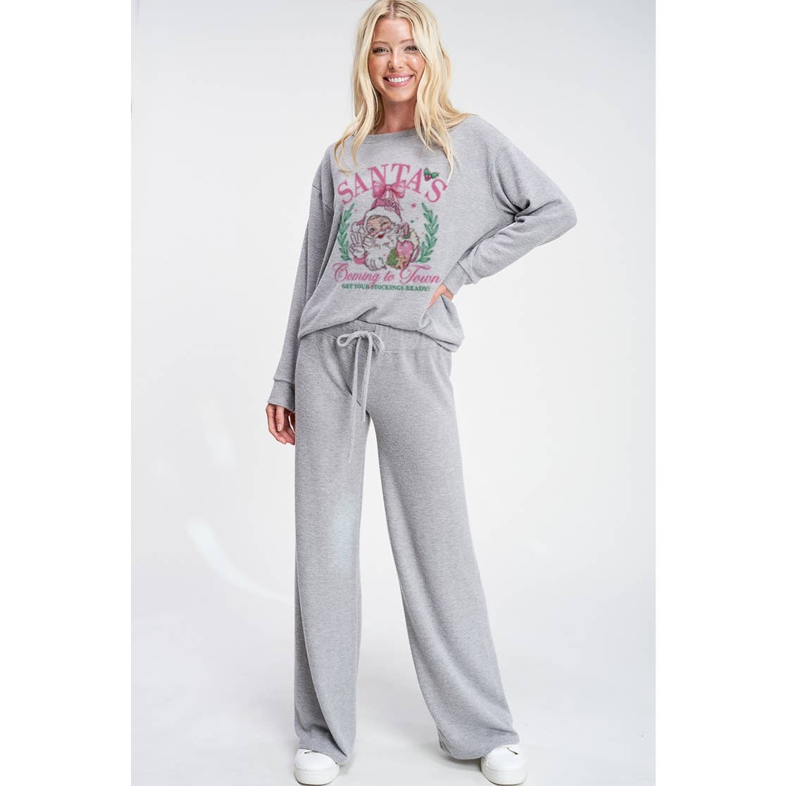 Phil Love - Wholesale Lounge Set - Women's - Santa Christmas print soft loungewear set1