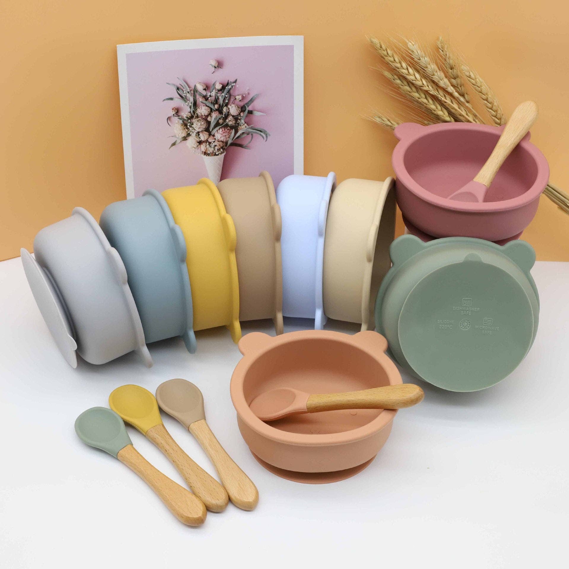 MyKids-USA® - Wholesale Bowl - Kids & Baby - Baby Bear Shape Food Training Silicone Bowl With Spoon Table10