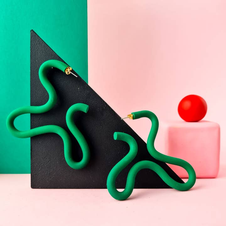 polymer clay squiggle earrings in 8 different colors. for wholesale by Mono