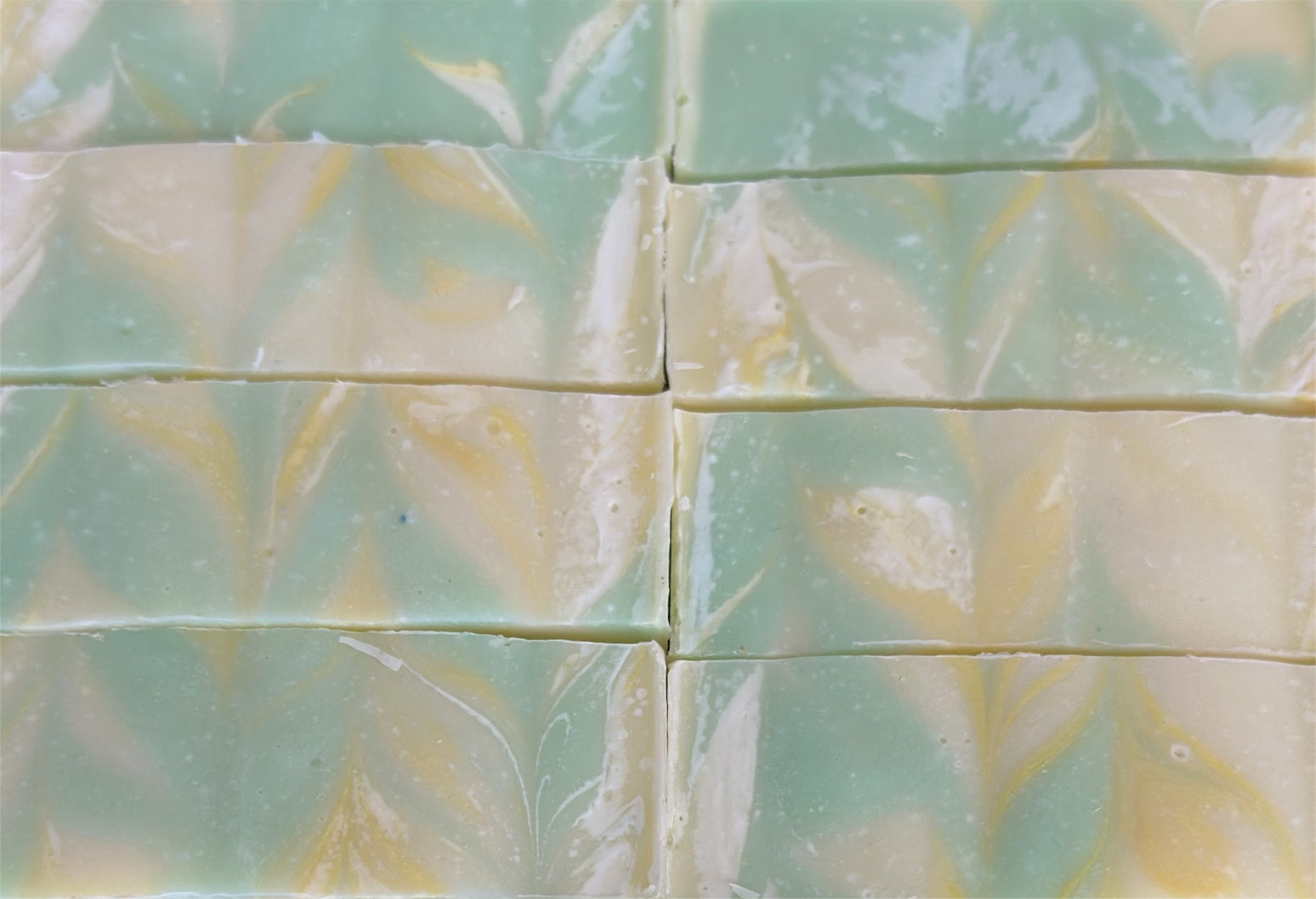 Bubbly Botanicals - Wholesale Bar Soap - Lemongrass Ginger Tallow Soap–Zesty, Fresh Scent Natural Handmade Soap1