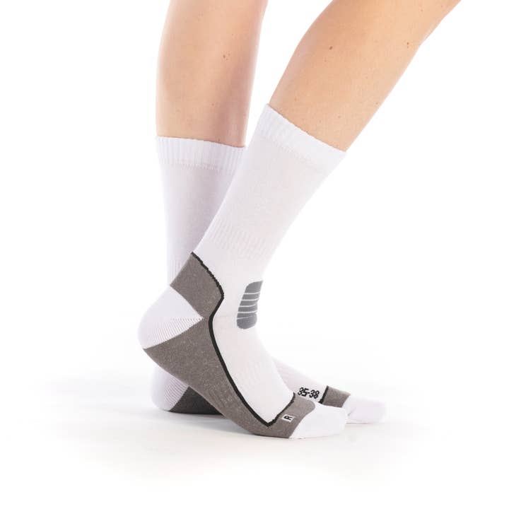 hiking sock for wholesale by Pom de pin