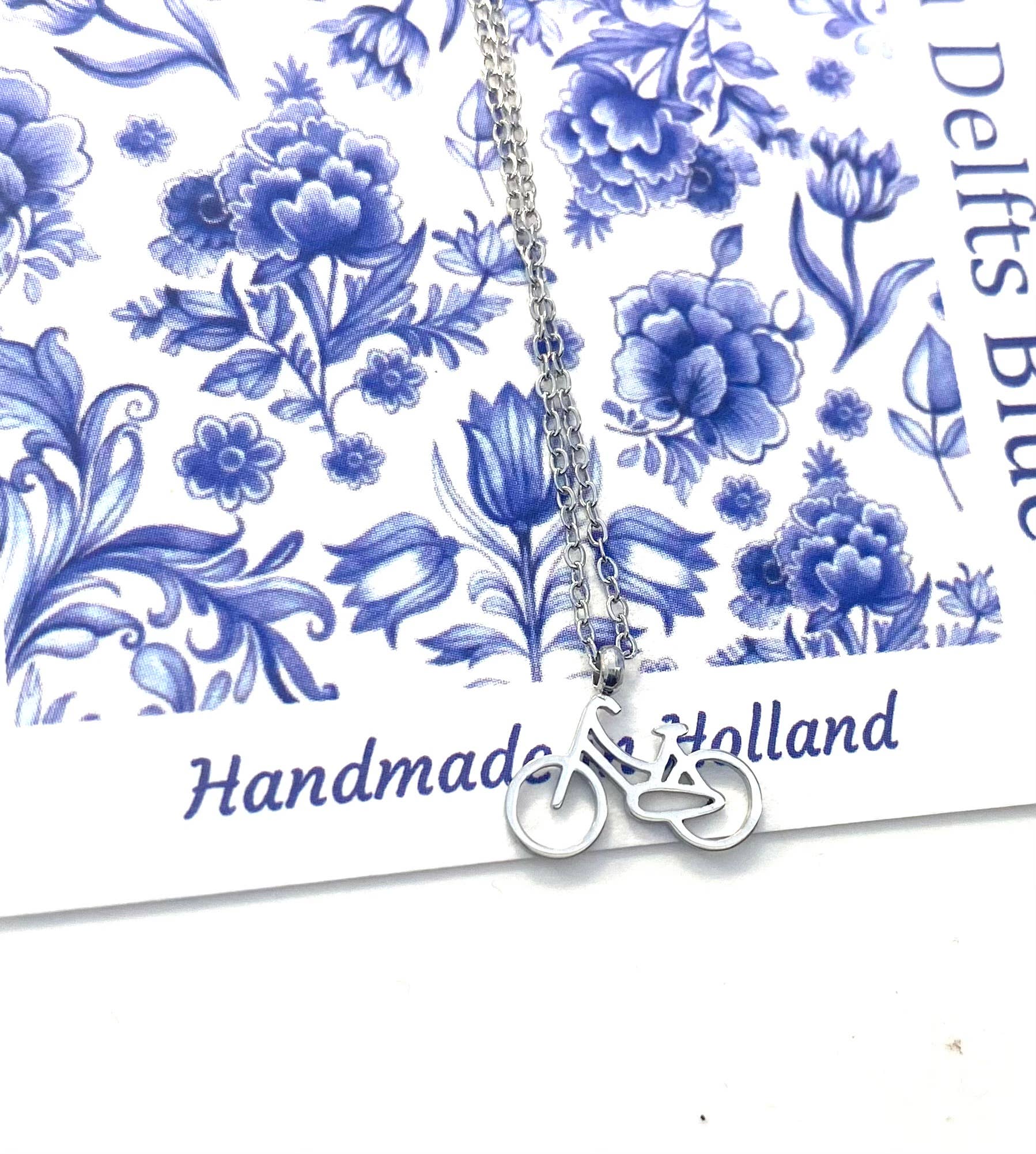 Chic Le Freak – wholesale Stora halsband –   Cykelkedja i silver  1