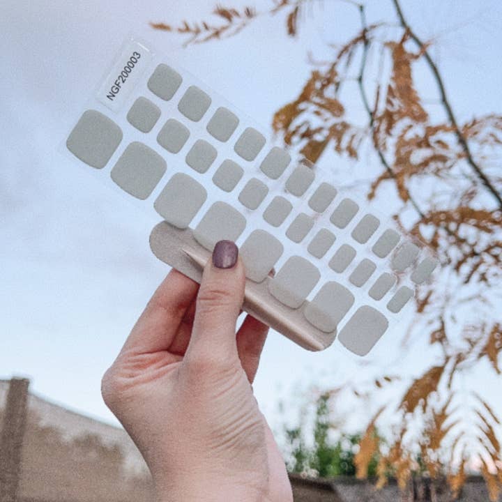 Gel-Nagelaufkleber-Set, halbgehärtet, zum Selbermachen, für Fußnägel, Weiß für den Großhandel von By Me & Crew Pty Ltd