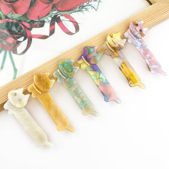 SoapElenGlen - Vente Pince à cheveux – femme - Chat avec pince à bec de canard et collier de perles, pince à cheveux élégante pour chat7