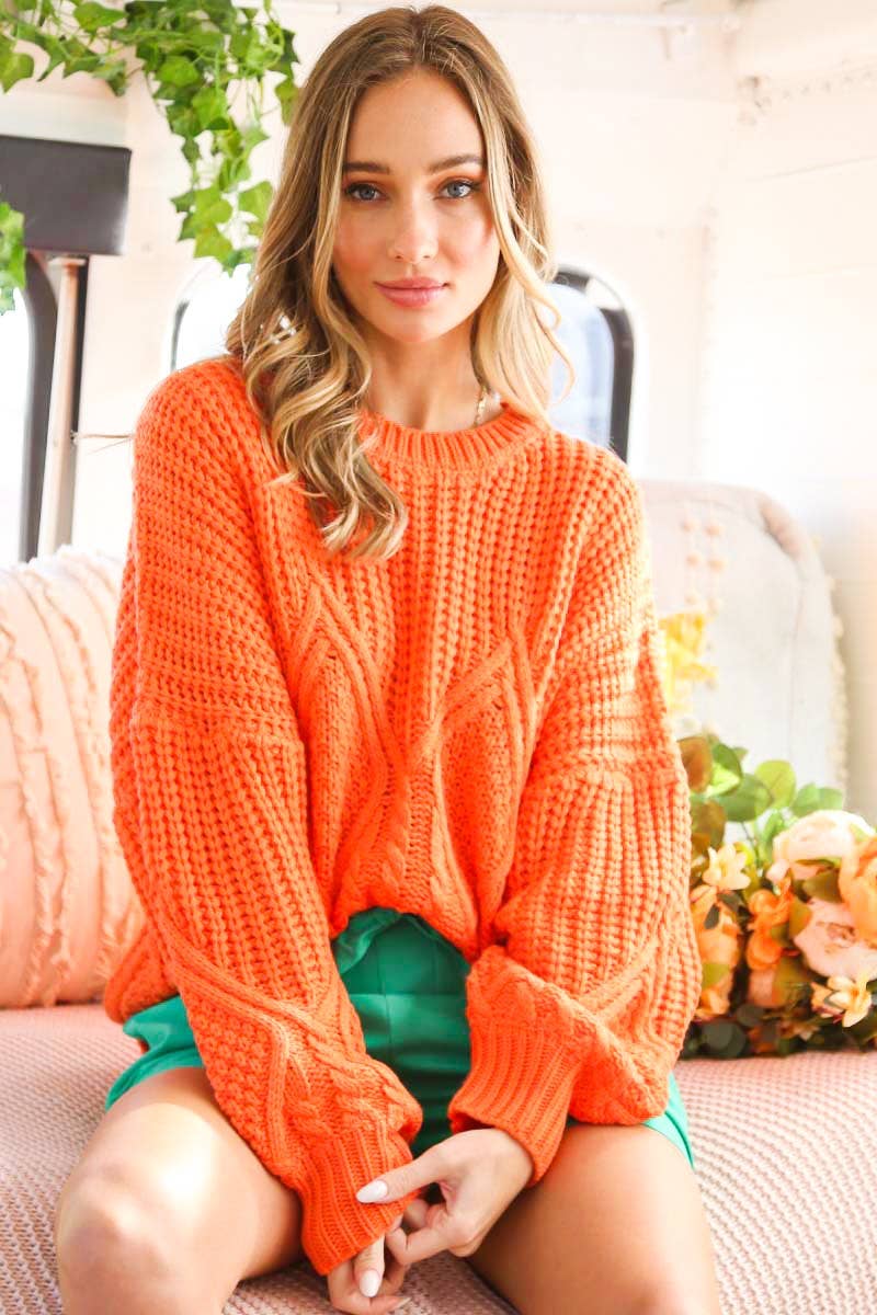 Vine & Love - Wholesale Pullover-trui - Dames - Gebreide trui met ronde hals en kabeldetail VT317635