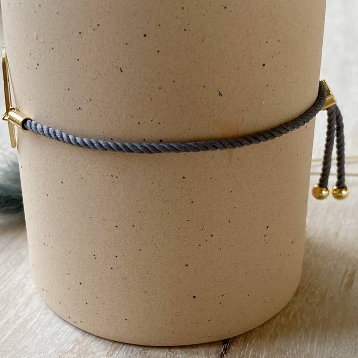 Agaveh girl – wholesale Charm/dangle bracelet – Simple Hexagon Bracelet1