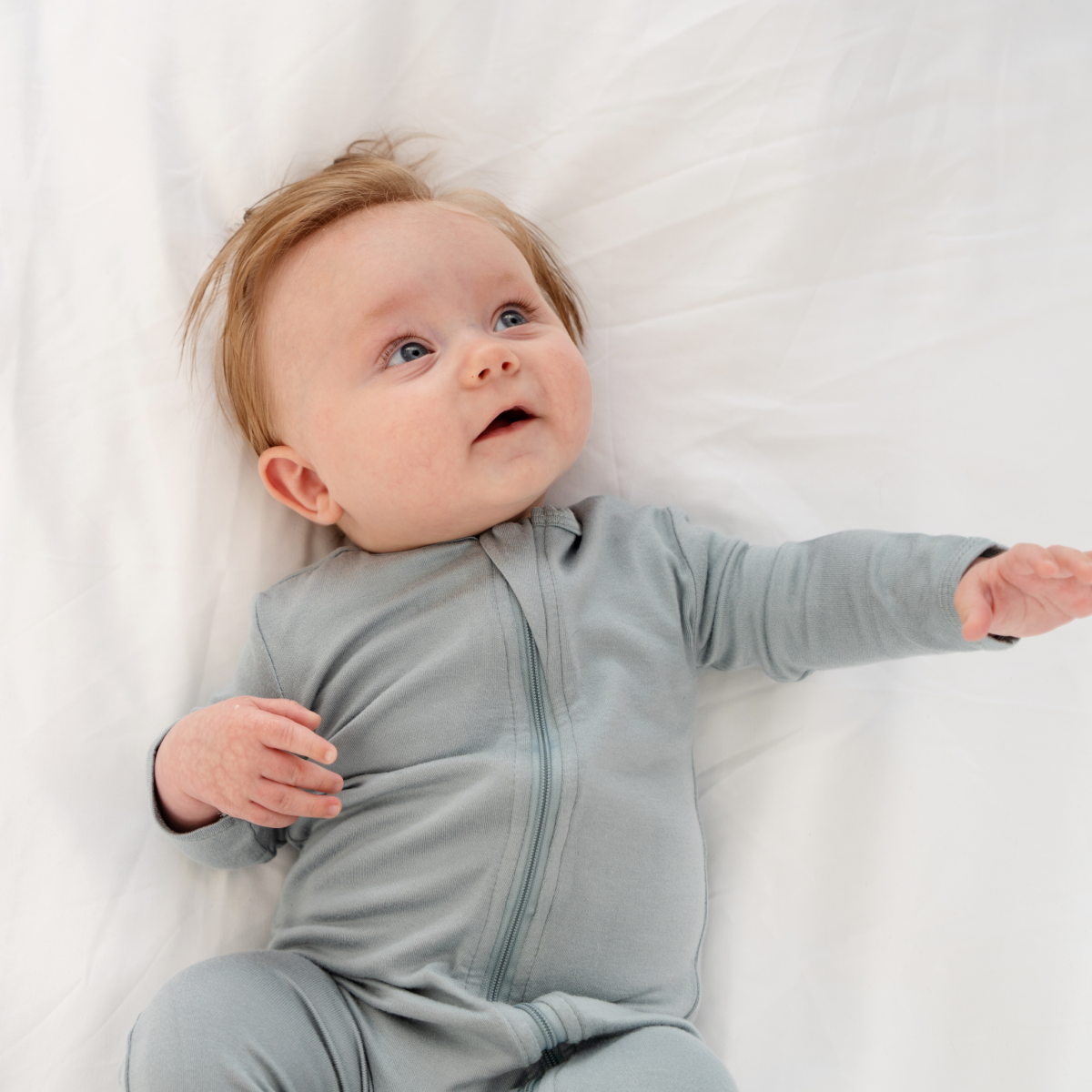 Dreamland Baby - Wholesale Slaappak - Baby - Babybamboepyjama met DreamCuffs™27