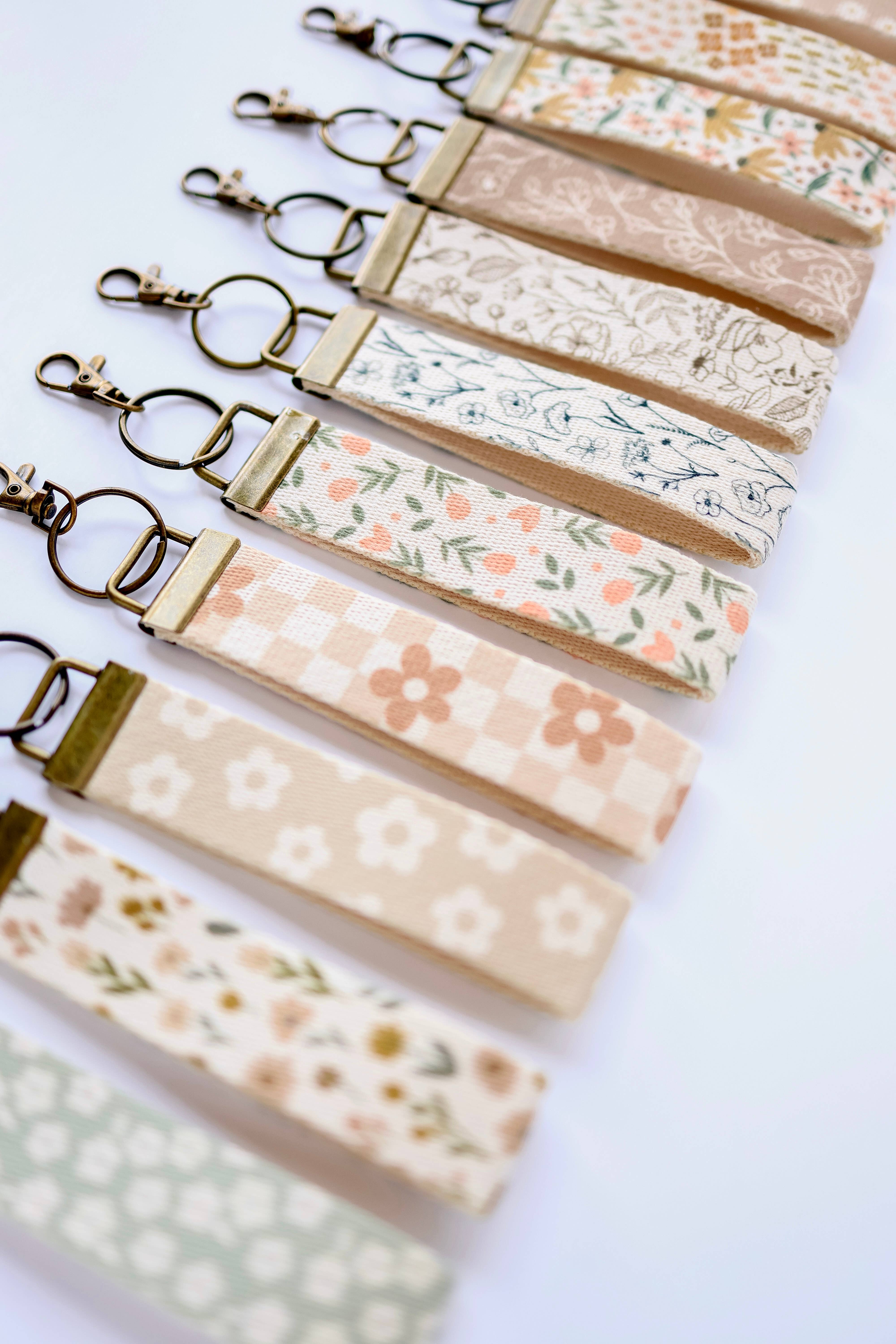 Frederick Family Co. – wholesale Snodd - Unisex – Nyckelband i canvas för handled, nyckelarmband25