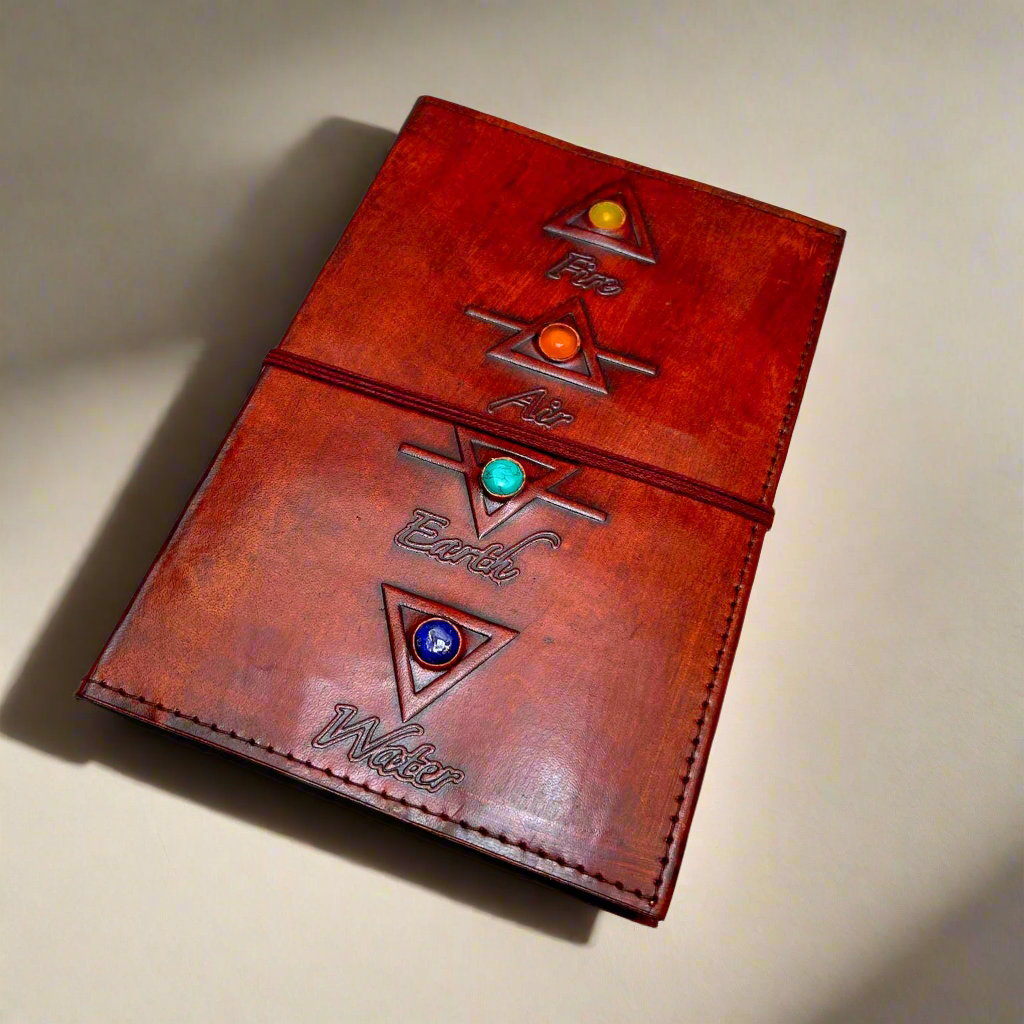 Soothi | Containers Of Creativity - Vente Journal intime - Journal en cuir rechargeable avec éléments de la Terre et véritables pierres précieuses4