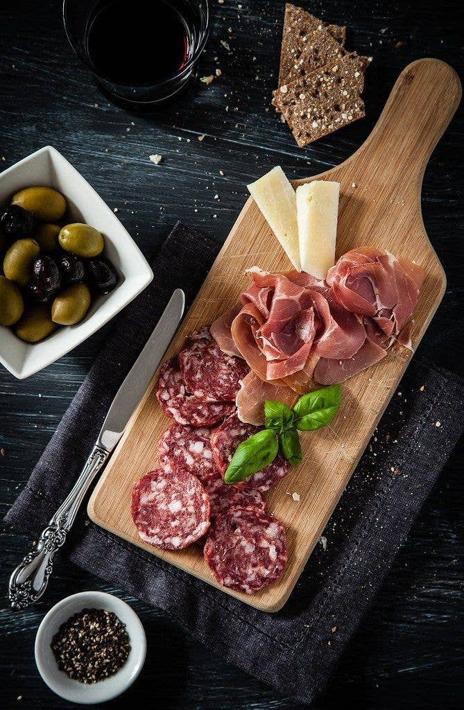 I sapori di una volta s.r.l.s - Wholesale Salami - Salame Napoli1