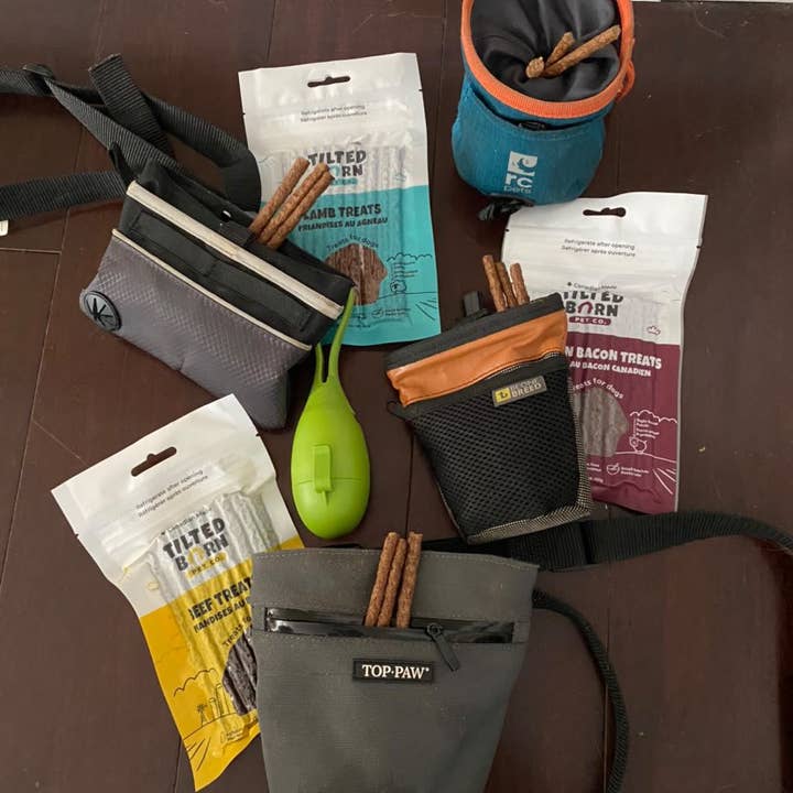 Tilted Barn Pet Co. - Vente Friandises – chien - Friandises Canadian Bacon Miniwags pour chiens 100g/3,53 oz4