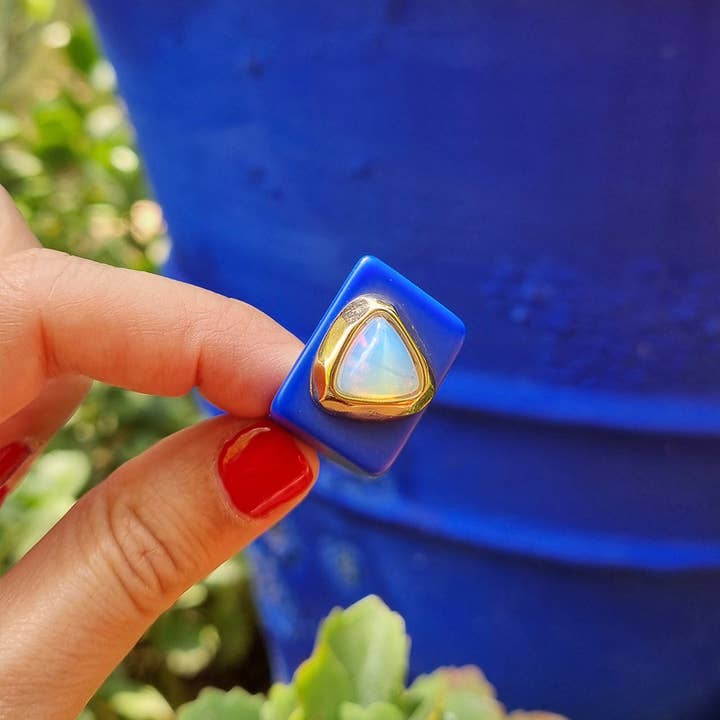 ÉMOLO - Wholesale Cocktail/Statement Ring - Klein Opal color ring for women1