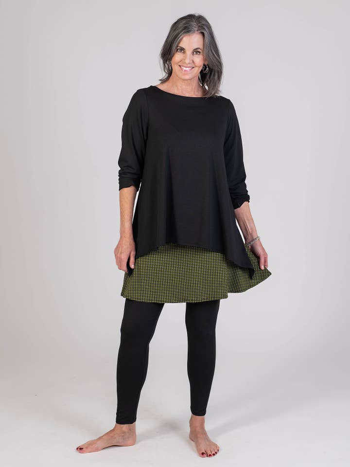 Sassy Spantaloon per la vendita all'ingrosso da parte di F.H. Clothing