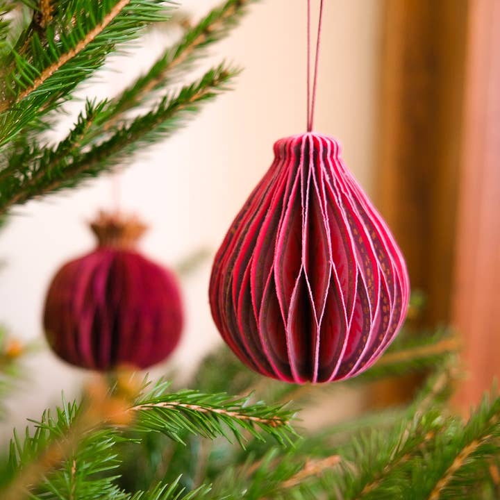 East End Press - Wholesale Ornament - Fig Honeycomb