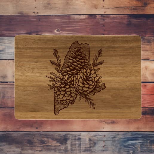 Planche à découper en bois d'acacia et de pin du Maine pour la vente par Prairie Chicken Sticker Shop & Gifts