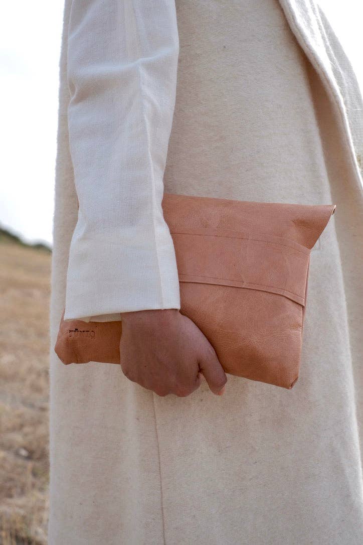 TŪNIQ - Wholesale Area Rug - Journey Rug1