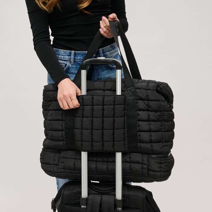 Urban Expressions - Wholesale Weekender Bag - Women's - Globetrotter Quilted Nylon Puffer Travel Weekender