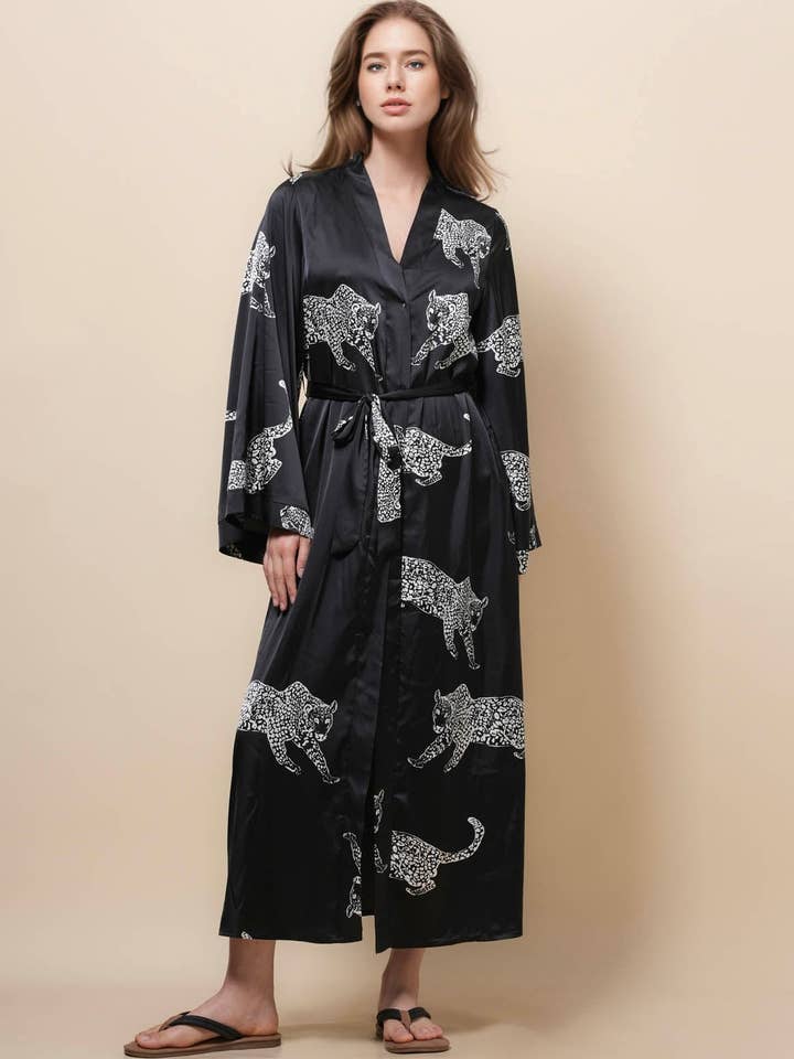 Ladies V-Neck Long Sleeves Waist Tie Pajama Robe SKRB50501 for wholesale by Sweetkama