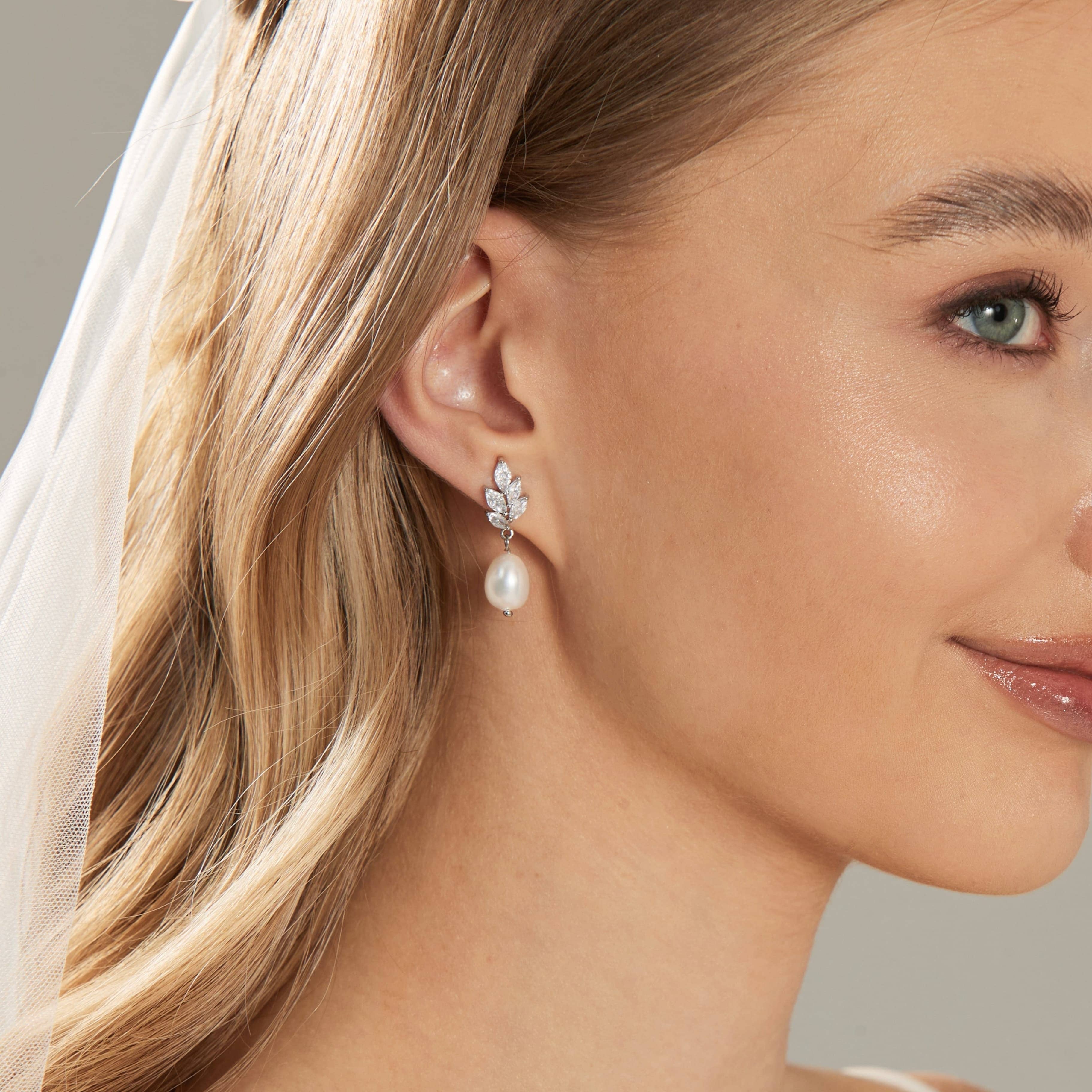 Drrtymagic - Wholesale Dangle Earrings - Freshwater Pearl Drop Earrings with Crystal Leaf13