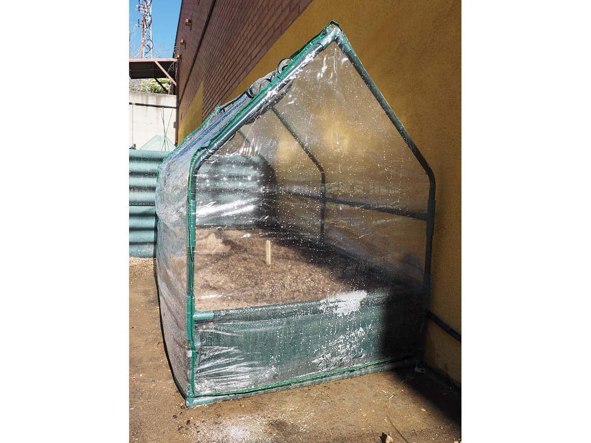 JARDIN Y NATURA OUTDOOR & GARDEN PRODUCTS SL - Wholesale Planter Box - PVC greenhouse bed 130x65x85cm - GROWBED LIGHT4