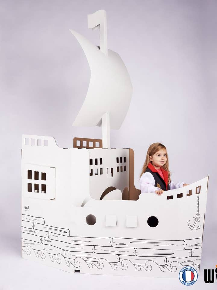 L'INCREDIBILE BARCA DI CARTONE per la vendita all'ingrosso da parte di Wiplii