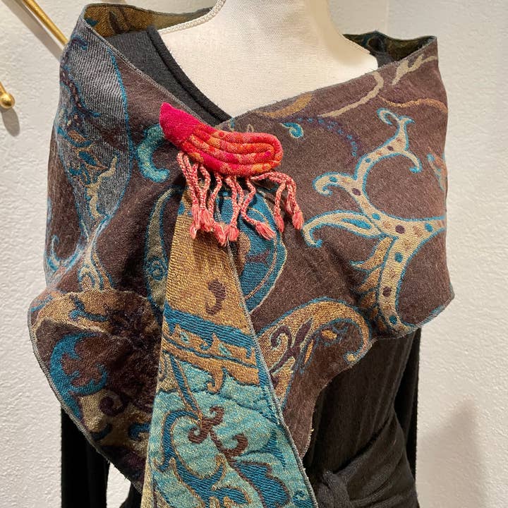 In Style Scarves - Wholesale Brooch - 90-3/Boiled Wool Fringed Trim Handmade Pin/Brooch