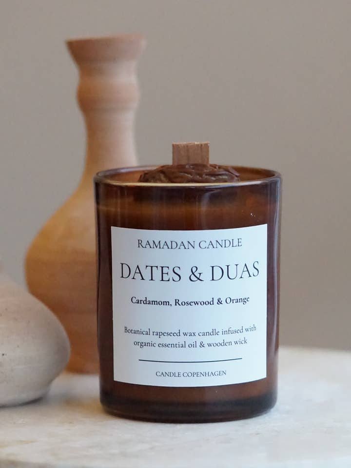 Ramadan candle - Dates & Duas for wholesale by Candle Copenhagen