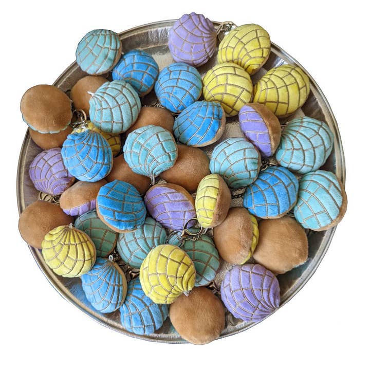 Cielito Lindo - Wholesale Keychain - Women's - Pan Dulce Conchas Churros and Piggies Keychains17