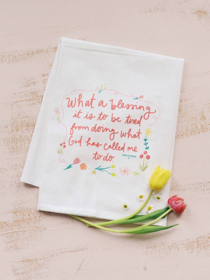 Quel bonheur torchon en sac de farine pour la vente par Doe A Deer