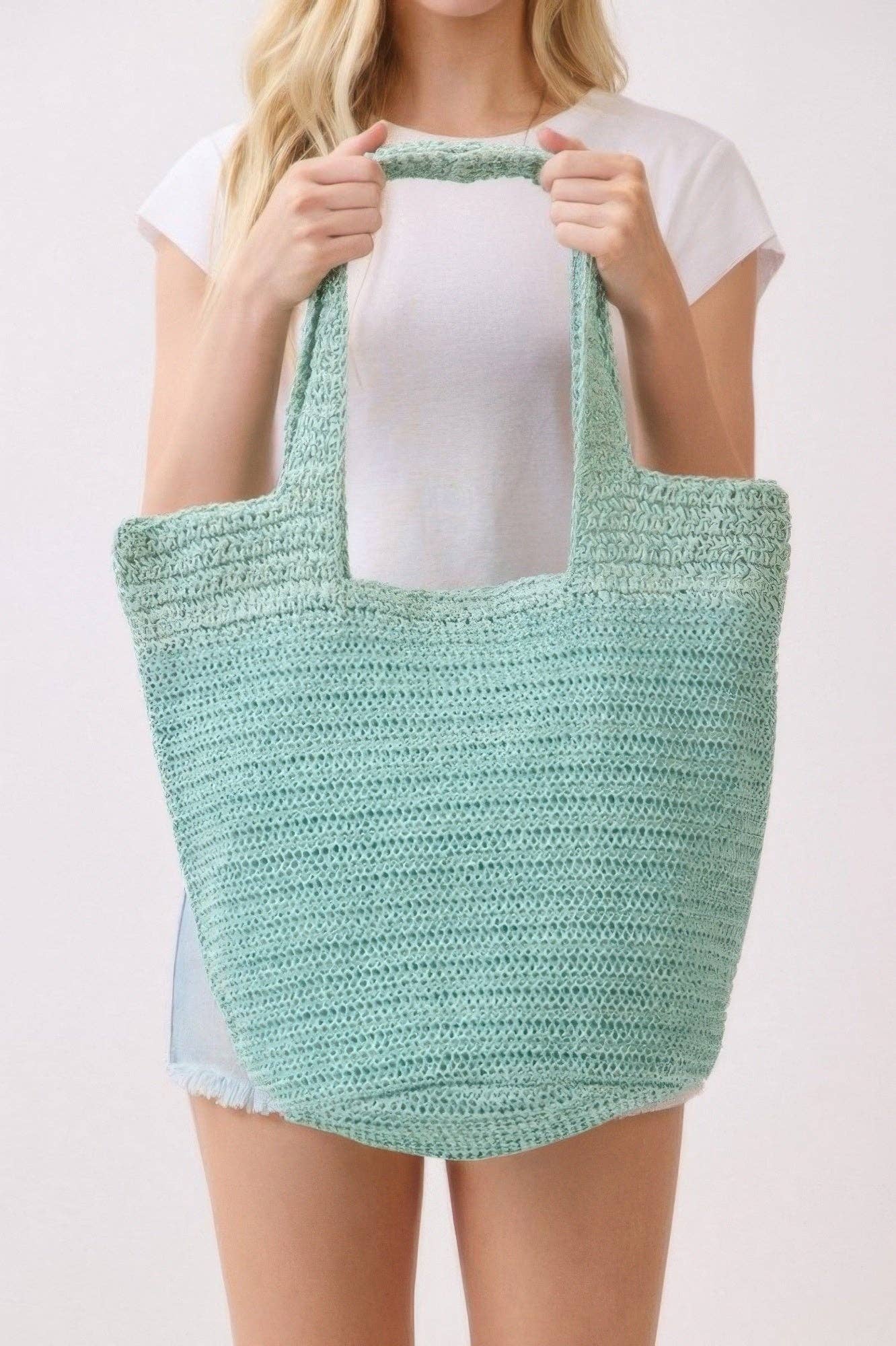 CC Wholesale Clothing - Wholesale Tote Bag - Women's - Round Bottom Handmade Strap Woven Straw Tote Bag10