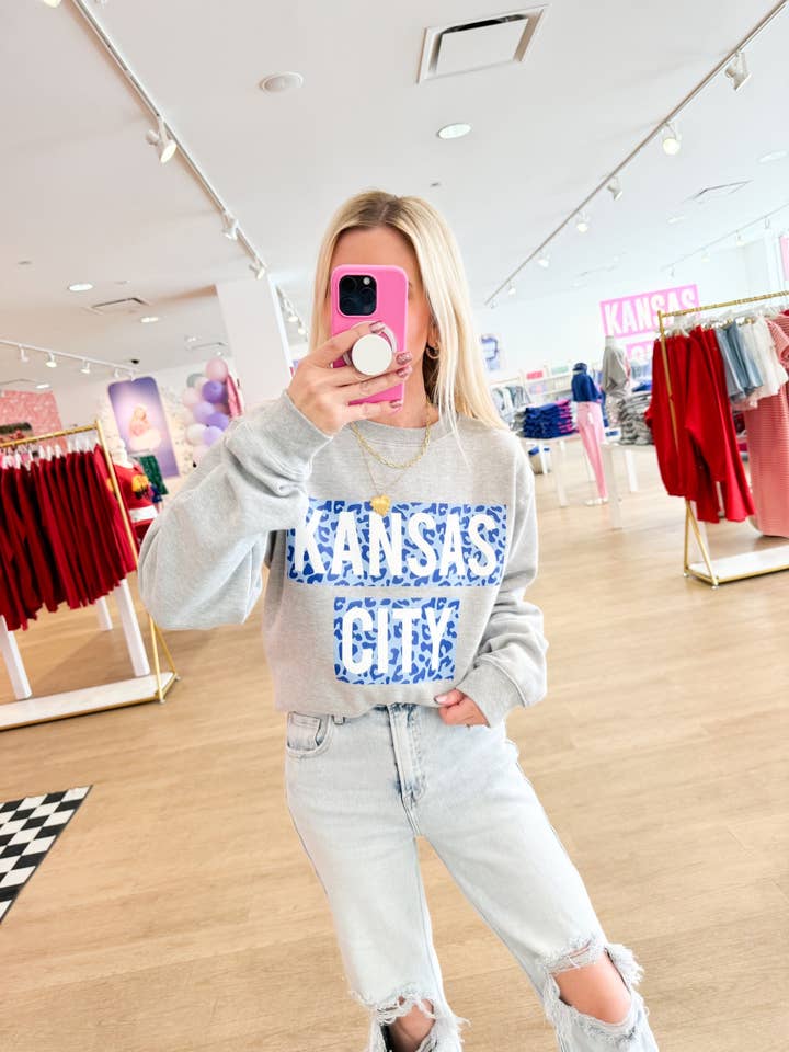 Grå och Blå Leopard Signatur Sweatshirt Paket för wholesale av Pink Dinosaur