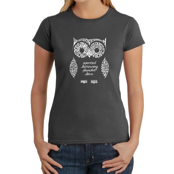 LA Pop Art – Engroshandel T-shirt med print - Dame – LA Pop Art Dame Word Art T-Shirt - Ugle